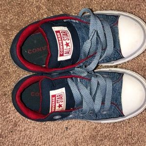 Converse toddler size 10.5